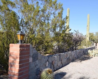 1260 W. San Lucas Drive (4) (1)