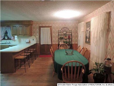 Dining area from Living Rm. Entry door is from dri