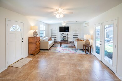 2440 Provost Rd E, Jacksonville, FL 32216 - photo 4