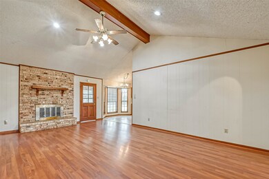 3920 Marilyn St, Rosenberg, TX 77471 - photo 5