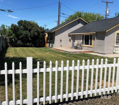 912 E Clark Ave, Nampa, ID 83686 - photo 2