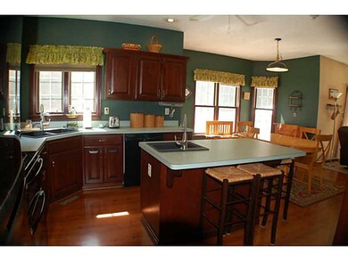 2806 Loveland Ave, Erie, PA 16506 - photo 7