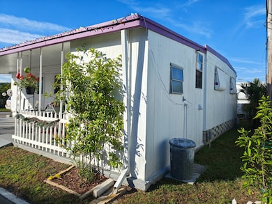 4125 Park St N unit 535, Saint Petersburg, FL 33709 - photo 6