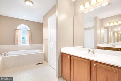 1187 Gemstone Ct, Sykesville, MD 21784 - photo 7