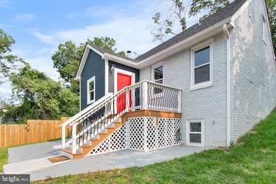 5021 A St SE unit 5025, Washington, DC 20019 - photo 3