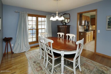 2961 HuntersMeadow-06_TN