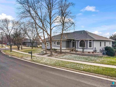 417 Meadowlark Cir, Brandon, SD 57005 - photo 5