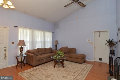 2015 Quail Hollow Dr, Reading, PA 19606 - photo 5