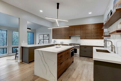 63 Legend Ln, Houston, TX 77024 - photo 7