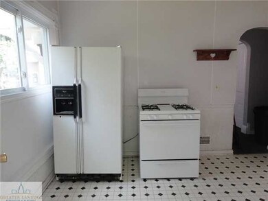 408 W Lapeer St, Lansing, MI 48933 - photo 7