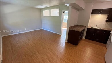 1310 NE 14th Ave unit 2, Fort Lauderdale, FL 33304 - photo 4