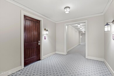 02-Front Entry