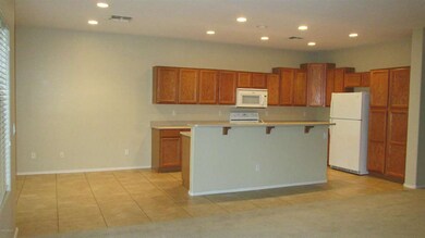 EAT-IN KITCHEN AREA