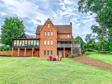 351 Chalmers Mountain Rd, Walhalla, SC 29691 - photo 4