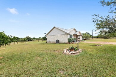 720 Funf Kinder Rd, Fredericksburg, TX 78624 - photo 5