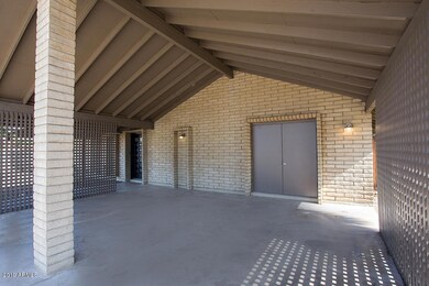 3024 W Mescal-4