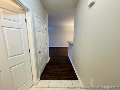 612 Marshtree Ln unit 201, Fayetteville, NC 28314 - photo 2
