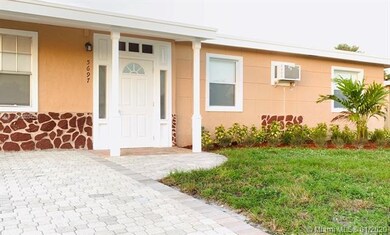 5697 Albert Rd, West Palm Beach, FL 33415 - photo 4