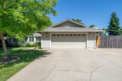 5782 Old Barn Way-5