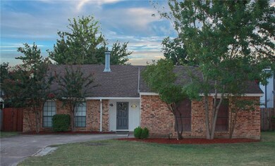 Nice curb appeal!