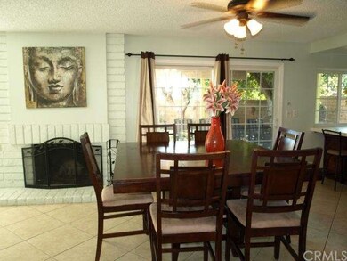 Breakfast Dining Area