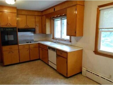 24 Cornish Dr, Westfield, MA 01085 - photo 6