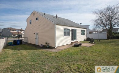 157 Whitman St, Carteret, NJ 07008 - photo 6