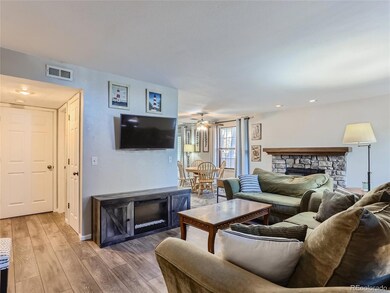 1370 S Idalia St unit E, Aurora, CO 80017 - photo 2