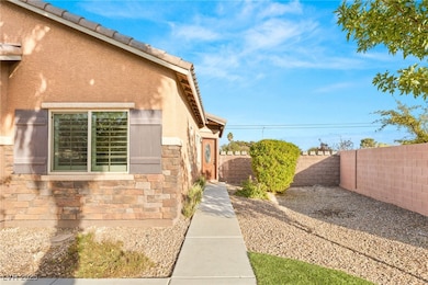 2720 Mickey Mantle Ct, Las Vegas, NV 89108 - photo 2