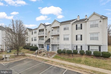 8058 Lisle Dr unit 101, Manassas, VA 20109 - photo 3