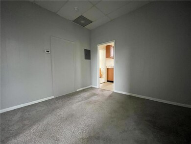21 S Main St unit 301, Nazareth, PA 18064 - photo 5