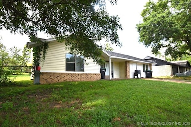403 Kim St, Tahlequah, OK 74464 - photo 2