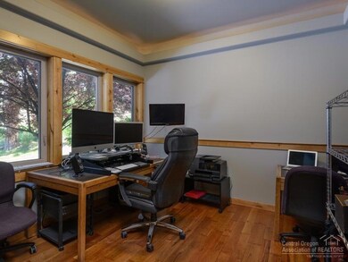 2023 NW Shiraz Ct, Bend, OR 97701 - photo 4