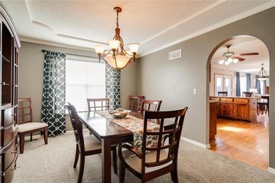 1215 Cross Creek Dr, Raymore, MO 64083 - photo 5