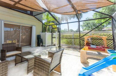 12 Amherst Ct unit A, Royal Palm Beach, FL 33411 - photo 5