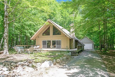8304PineTreeTrail-37