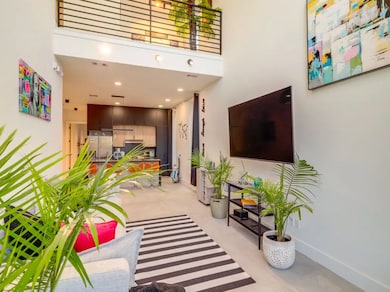 2205 Staples St unit B, Houston, TX 77026 - photo 4