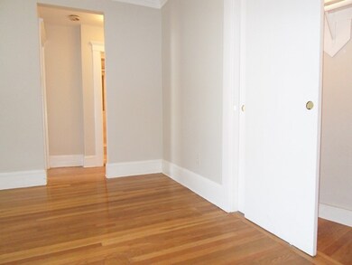 30 Kinross Rd unit 8, Brighton, MA 02135 - photo 3