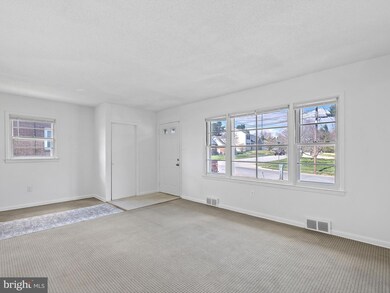 1606 Glenmore Dr, Wilmington, DE 19804 - photo 6