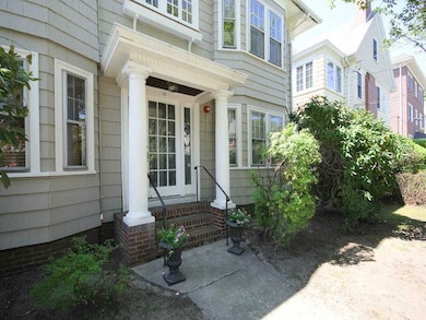 16 Grotto Ave unit 2, Providence, RI 02906 - photo 3