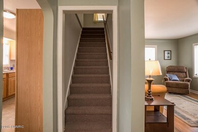 566 Lankamp St NW, Grand Rapids, MI 49544 - photo 6