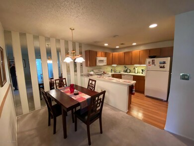 200 Wycoff Way unit 200, Middlesex, NJ 08846 - photo 7