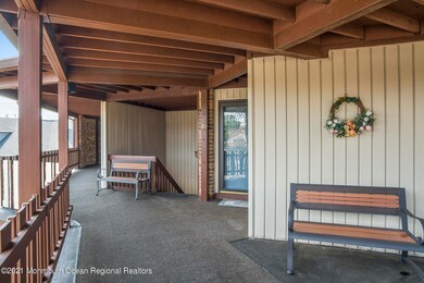 _RMJ1669 front entrance