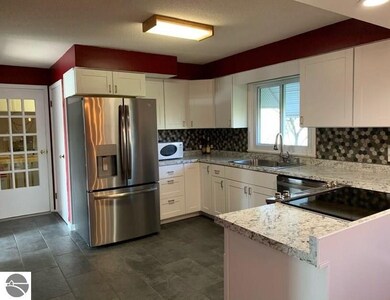 2512 S Baldwin Rd, Ithaca, MI 48847 - photo 7