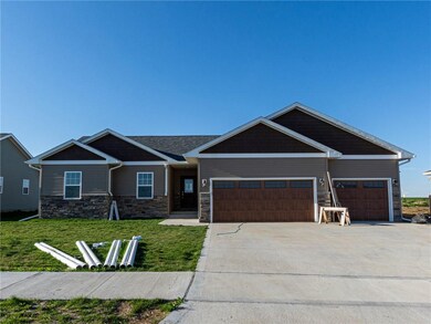 1420 NE 2nd St, Stuart, IA 50250 - photo 2