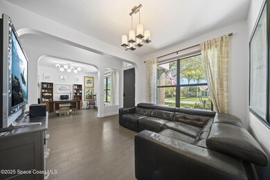 9-web-or-mls-1817-hensley-dr