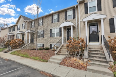 243 Oxford Oak Dr unit 243, Blacklick, OH 43004 - photo 4