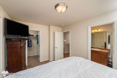 Master Suite, View2