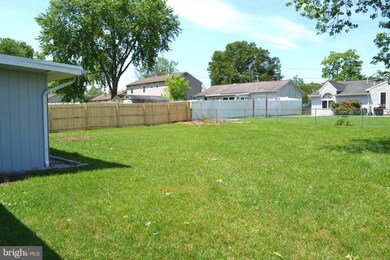 1709 Briarwood Dr, Blackwood, NJ 08012 - photo 6