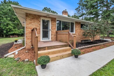 2354 Newport Rd, Ann Arbor, MI 48103 - photo 2